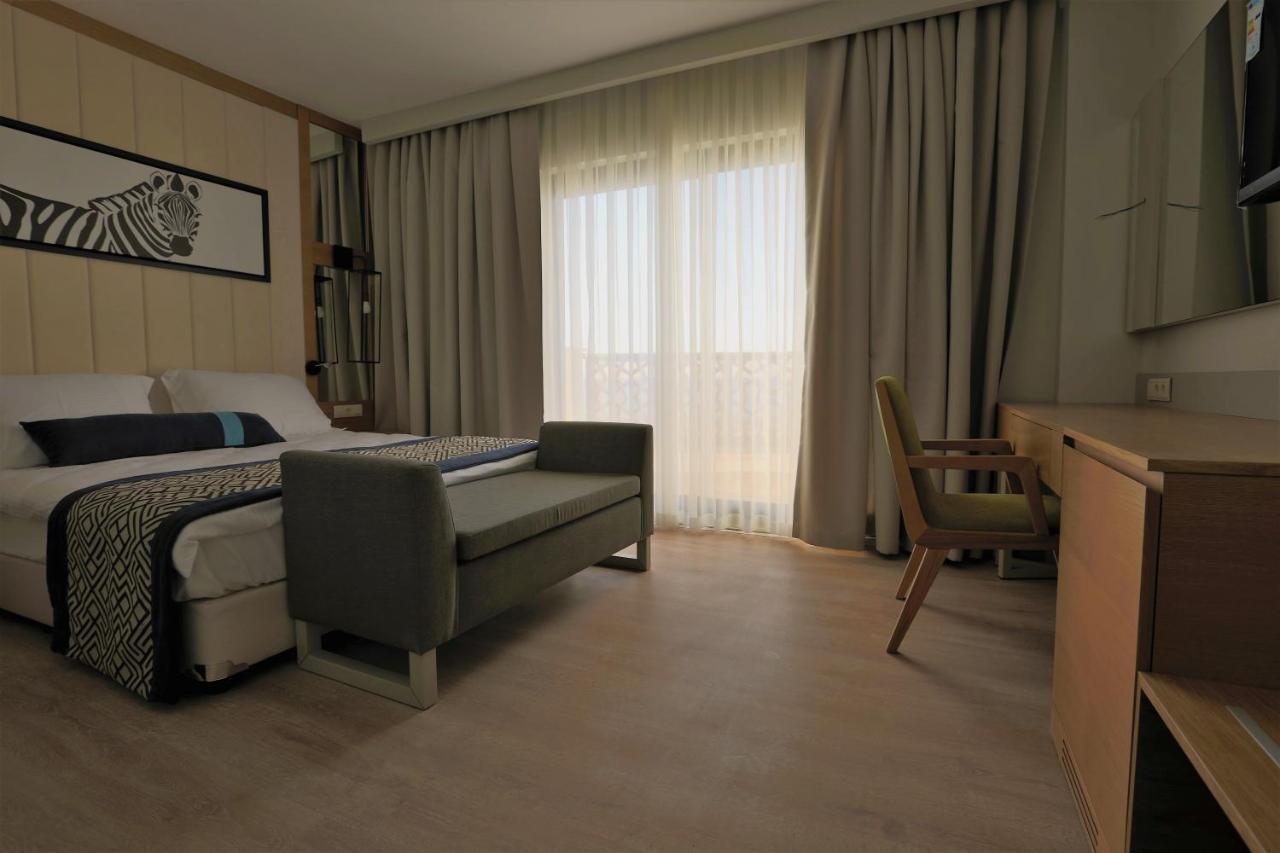 Calido Maris Hotel Ultra All Inclusive Kızılot Exteriör bild