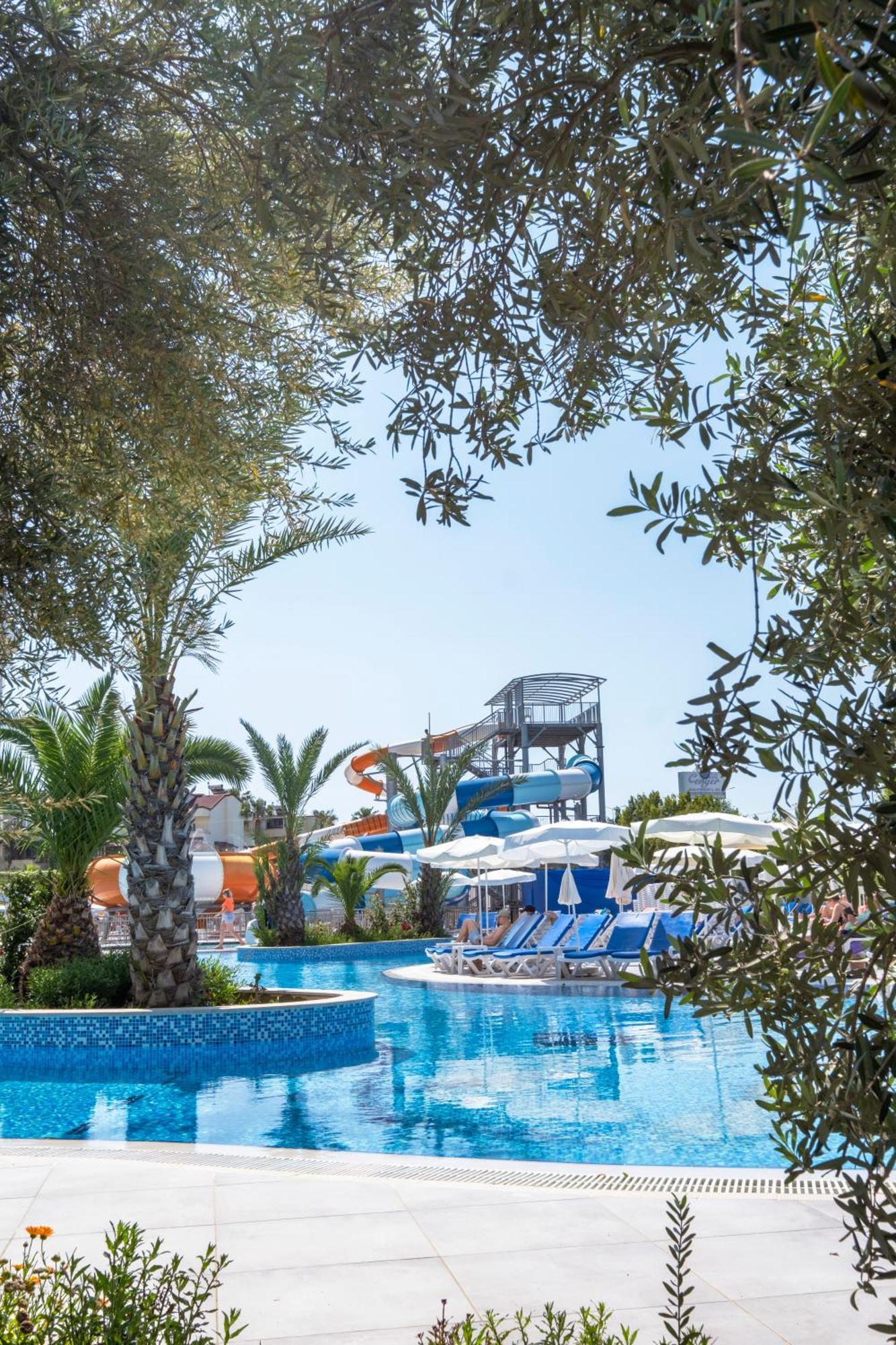 Calido Maris Hotel Ultra All Inclusive Kızılot Exteriör bild