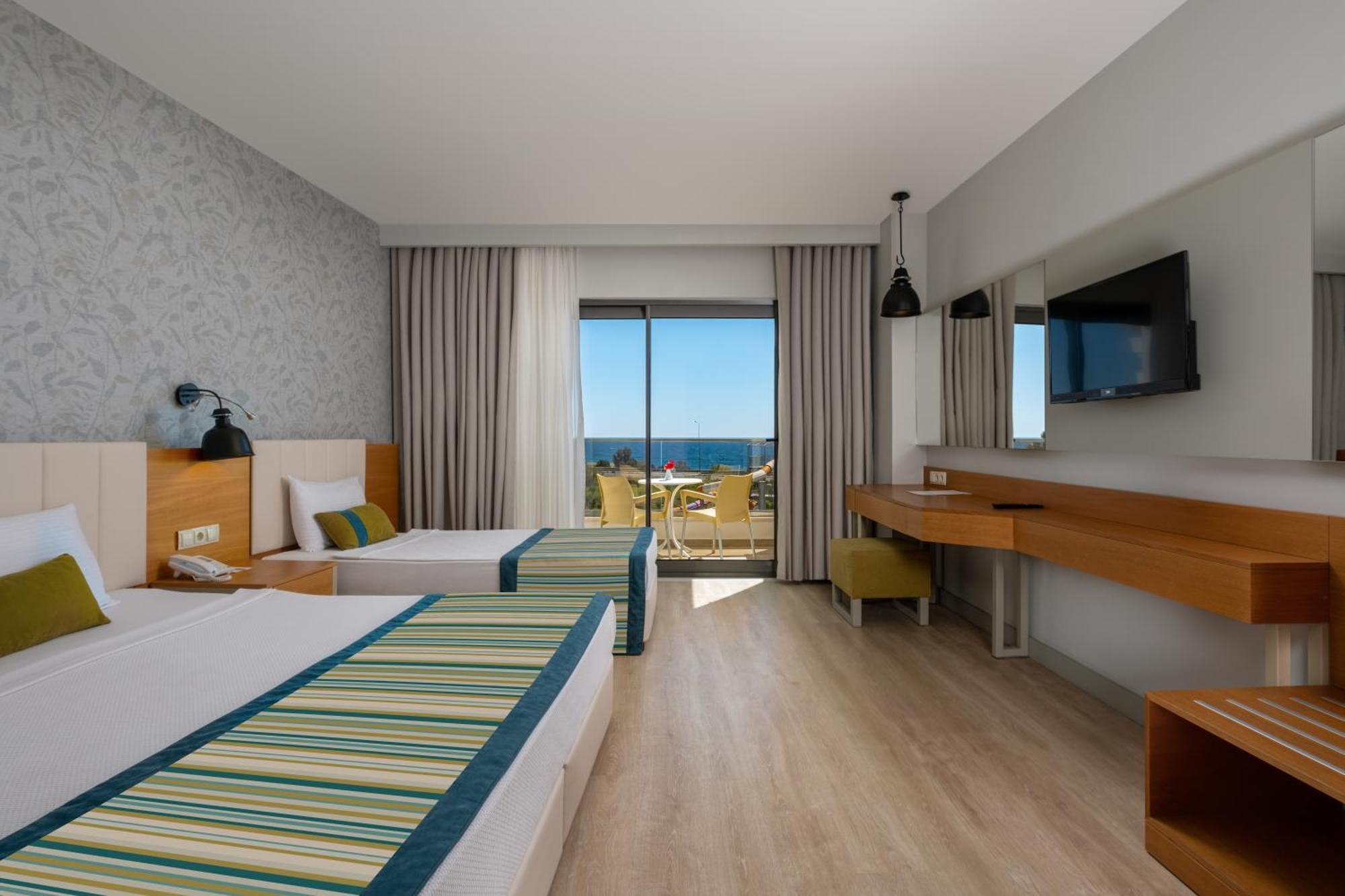 Calido Maris Hotel Ultra All Inclusive Kızılot Exteriör bild