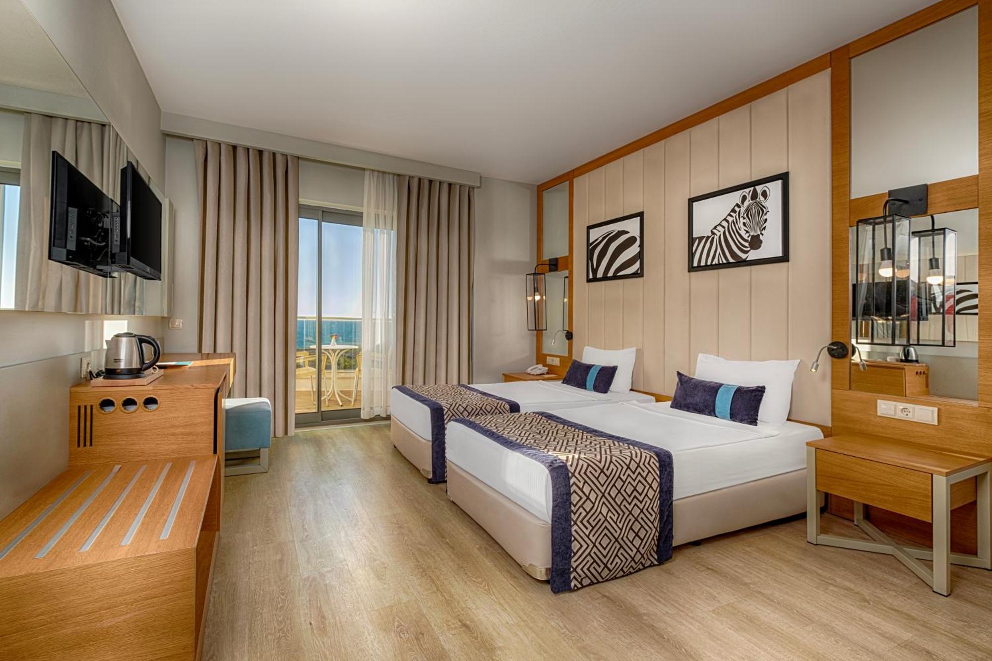 Calido Maris Hotel Ultra All Inclusive Kızılot Exteriör bild