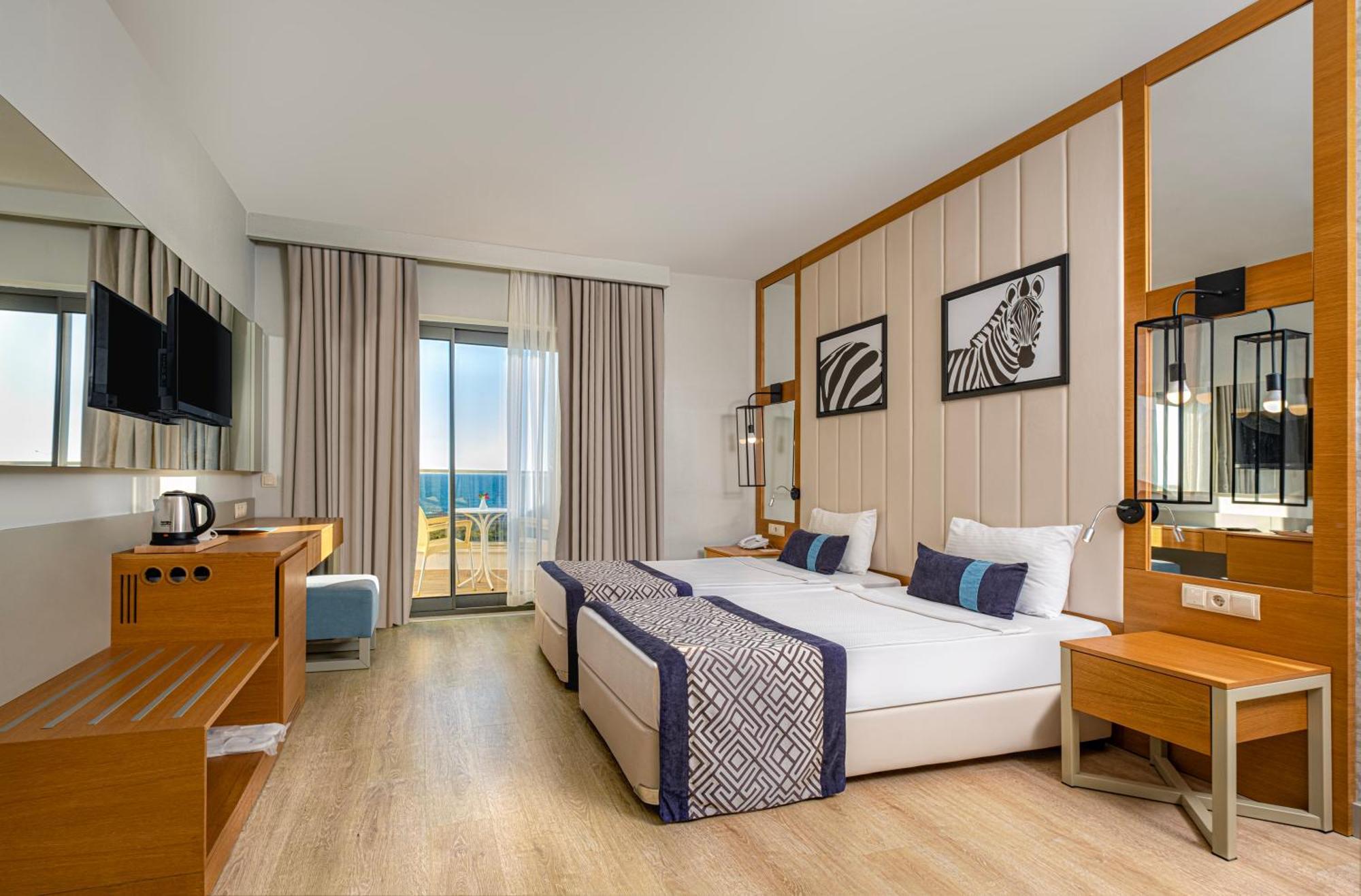 Calido Maris Hotel Ultra All Inclusive Kızılot Exteriör bild
